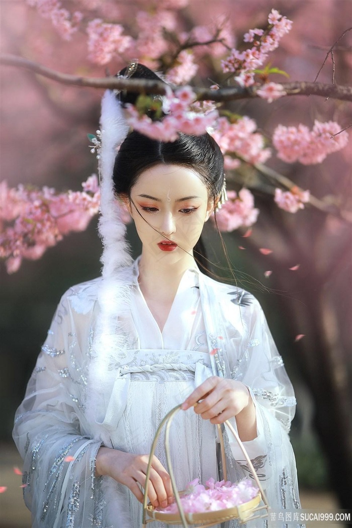 在线国语三级伦理电影