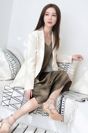 亚洲乱轮性爱视频