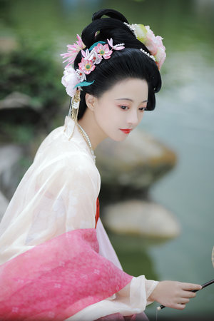 老师你夹得好紧好爽全文