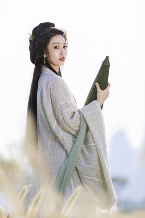 办公室秘书3完整版电影