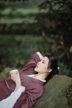 男团共享物by不必南下简介