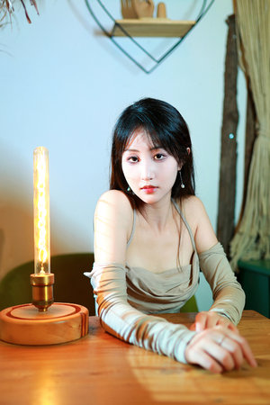 两个人看的www在线观看动漫