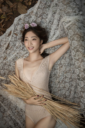 薄纱酥乳翘水h1v1