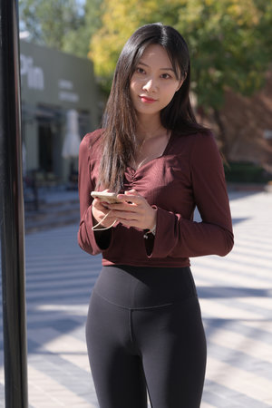 成人无码视频免费播放