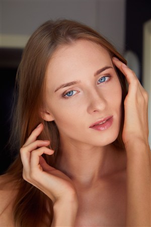 无颜之月未增删带翻译有翻译