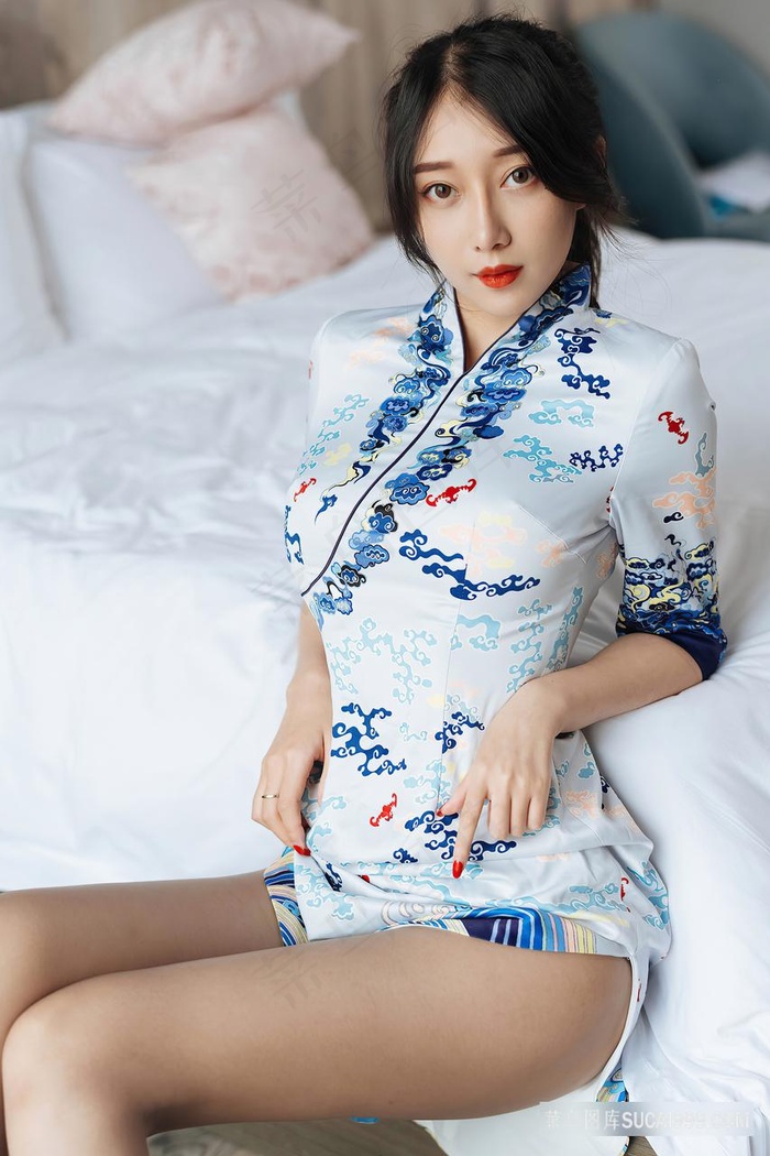 1300部真实小U女视频