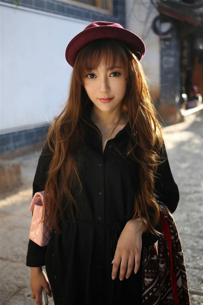 年轻的小姑子微电影