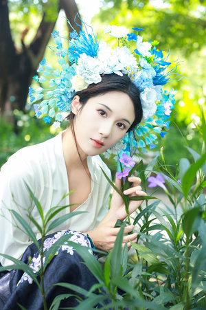 77影视剧免费看