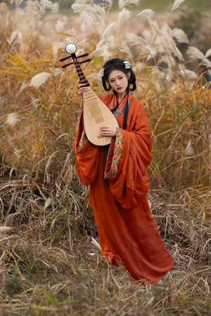 艳母在线免费播放