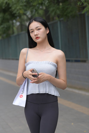 动漫人物一起差差差动漫