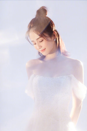 亚洲精品国产美女在线一区