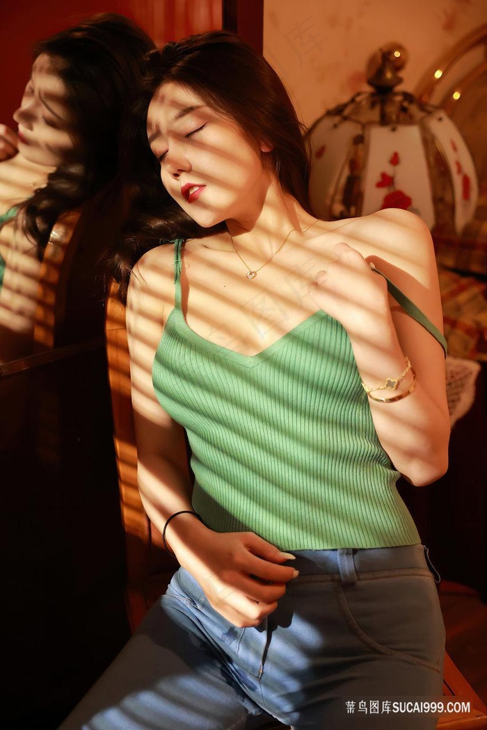 自偷自拍亚洲综合精品小说