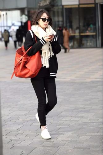 羞耻强制公共露出番号系列