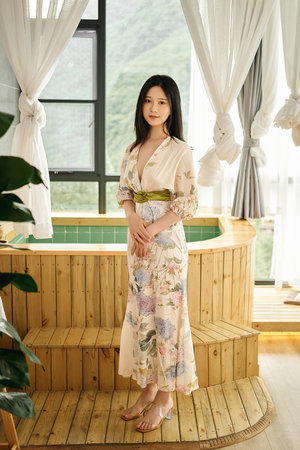 特别清纯的小美女呻吟不断