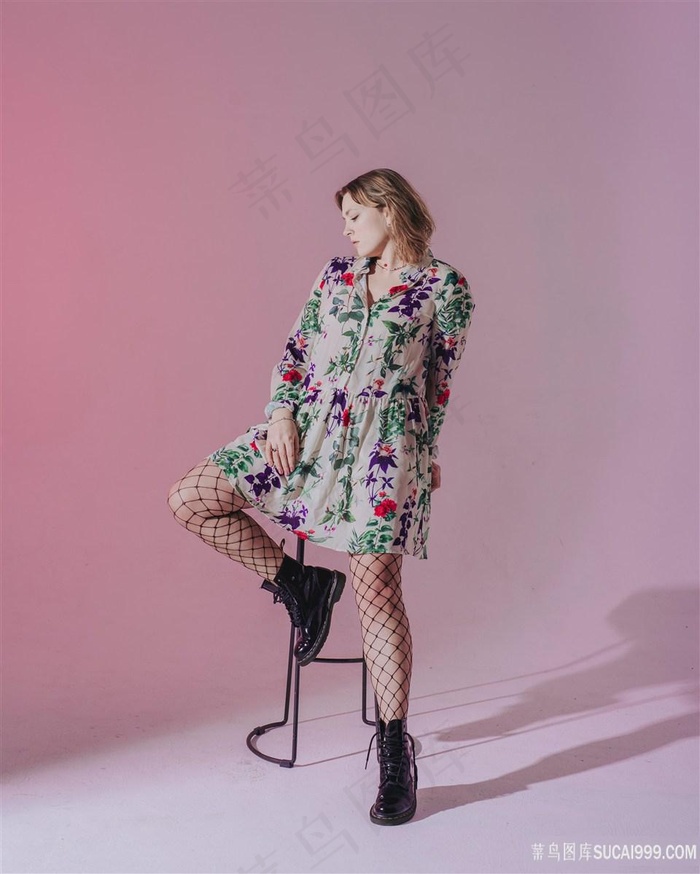 年轻的邻居电影