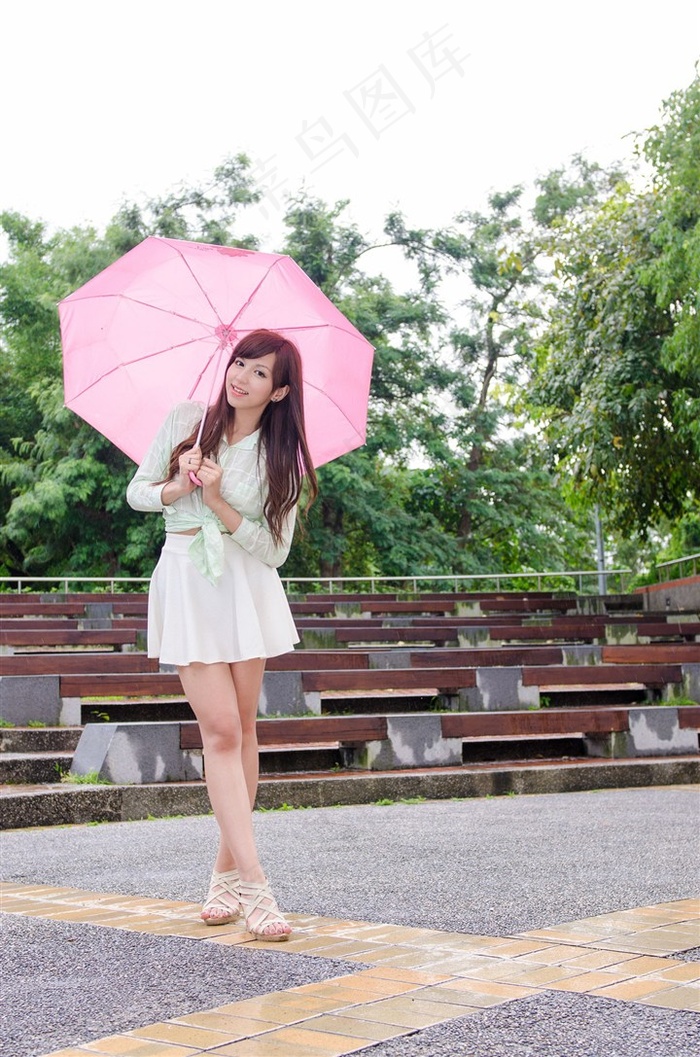 夜晚天干物燥小心火烛