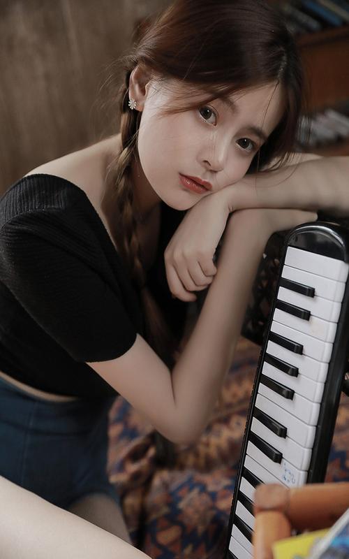 香蕉进水蜜桃好多牛奶能吃吗