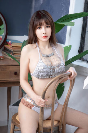 昭和用肉体偿还夫债日本电影