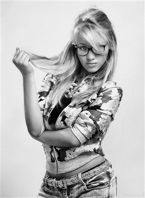 日本无翼乌邪恶彩色大全