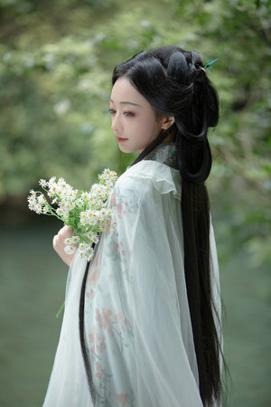 男男小黄车高速车藤蔓