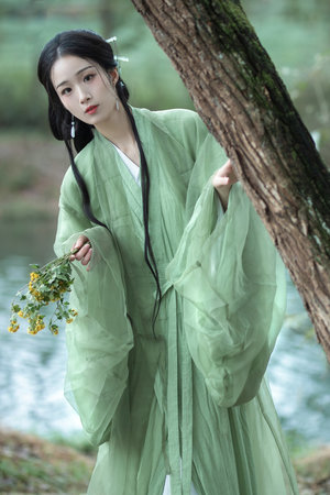 狼群社区视频中文字幕