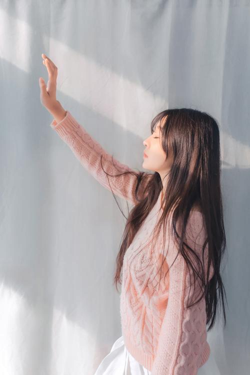 把自己自W到流泪