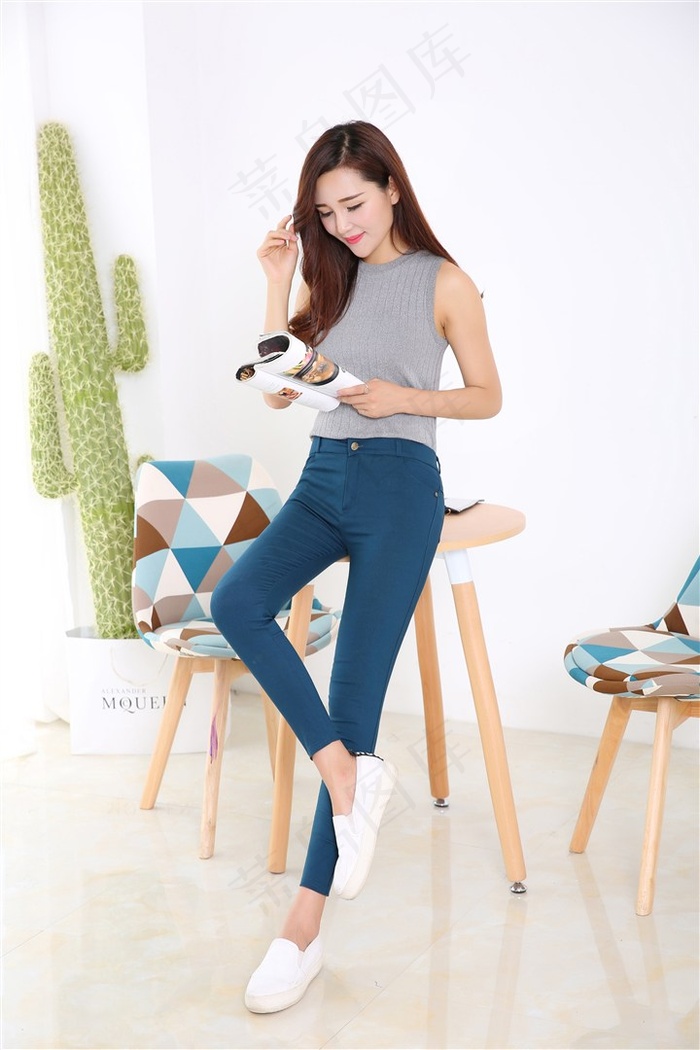 在上课的时候把跳D开到最大