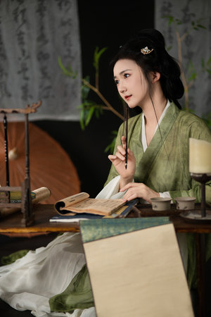 久久久久久久久久久岁女