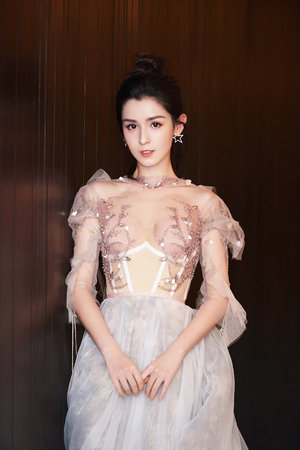 强睡年轻的女老板3