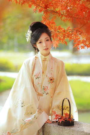 亚洲国产聚色窝