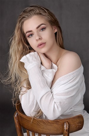 二次元涌二次元人物免费观看