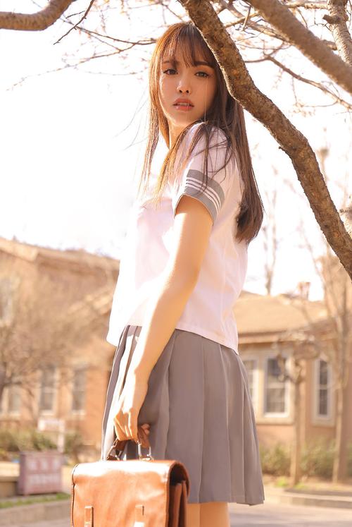 推特女神瑟琳娜被大神老露出